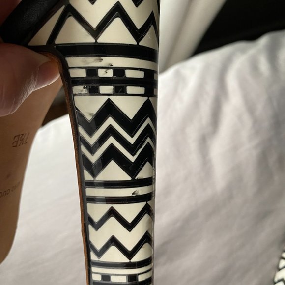 BCBG Max Azria Sandal - Picture 3 of 6